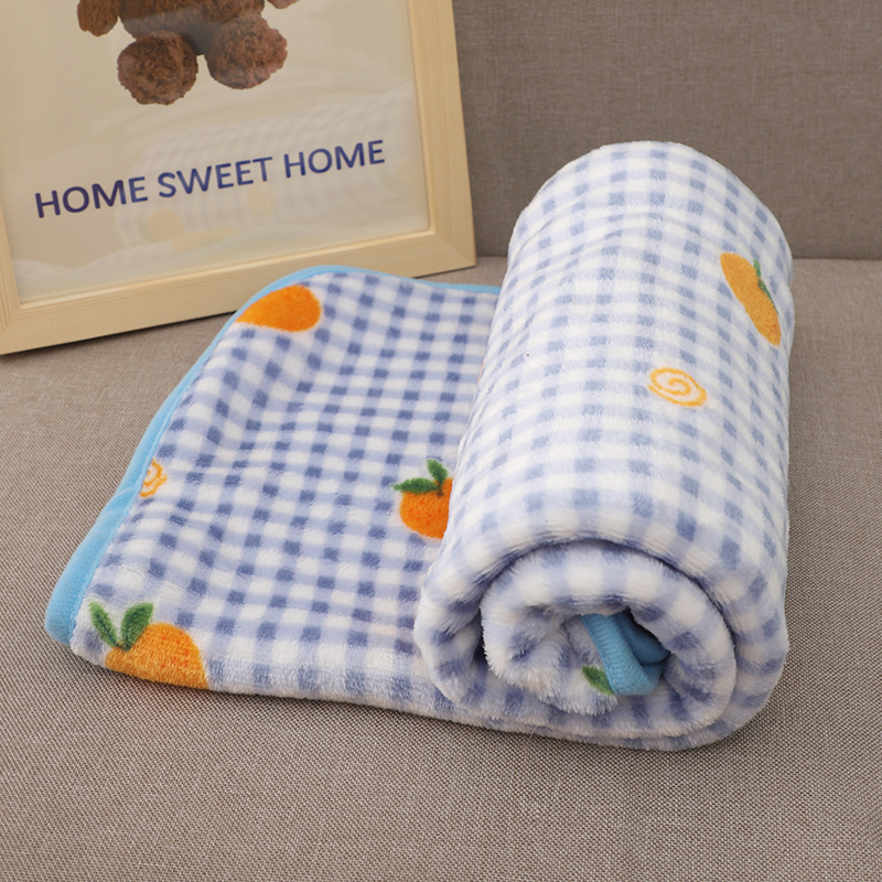 Dog sleeping small quilt, summ - Summer Quilt ulasan dan harga